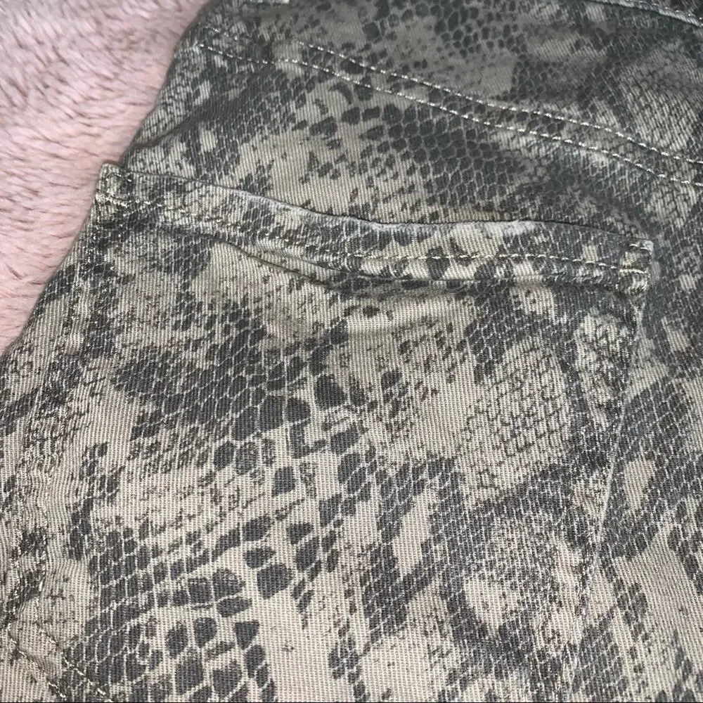 Zara Snake Print Tan & Brown High-Rise Skinny Jeans Size: 4